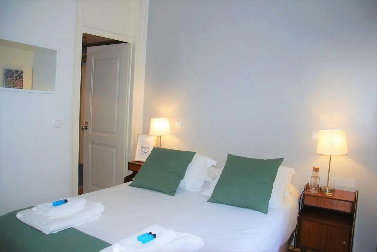Sunny, Central And Comfy Ap. In Av. Da Liberdade Lisboa 0*,
