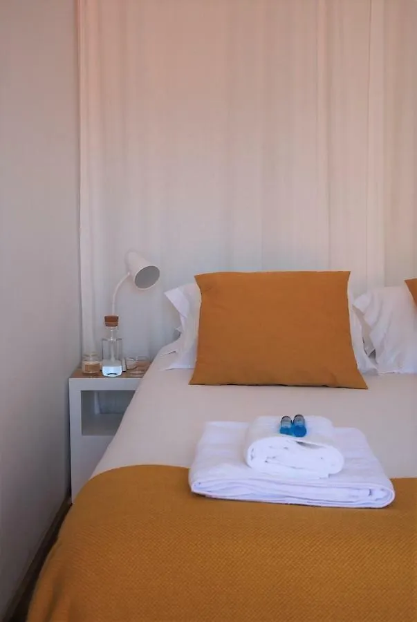 Sunny, Central And Comfy Ap. In Av. Da Liberdade Lisboa 0*,  Portugal