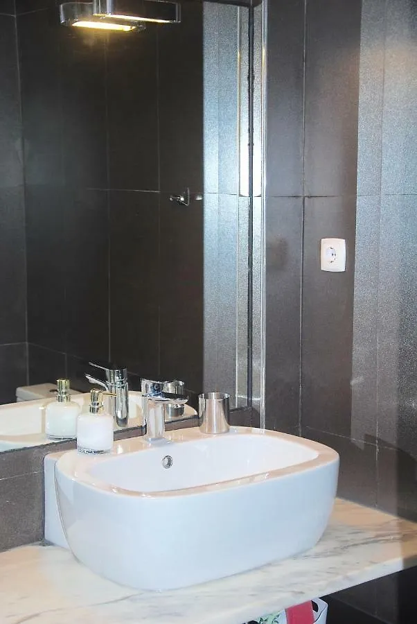 Sunny, Central And Comfy Ap. In Av. Da Liberdade Lisboa Apartmán